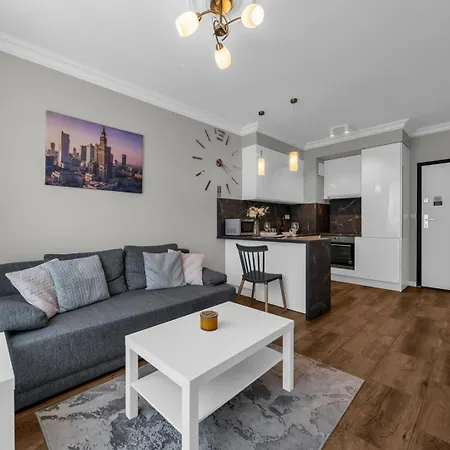 Mokotow - Park, Metro & Shops Nearby - By Rentujemy Apartment