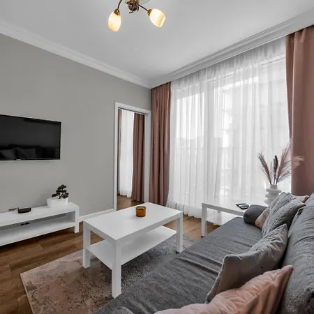 Mokotow - Park, Metro & Shops Nearby - By Rentujemy Appartamento Varsavia